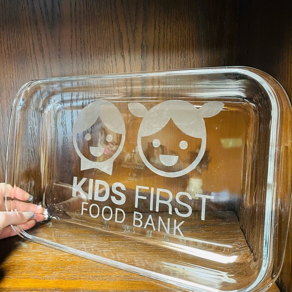 Custom 9x13 glass pans - Picture 2 of 8